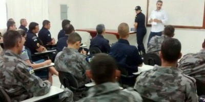 Policiais Militares de Cacoal recebem esclarecimentos sobre audiência de custódia