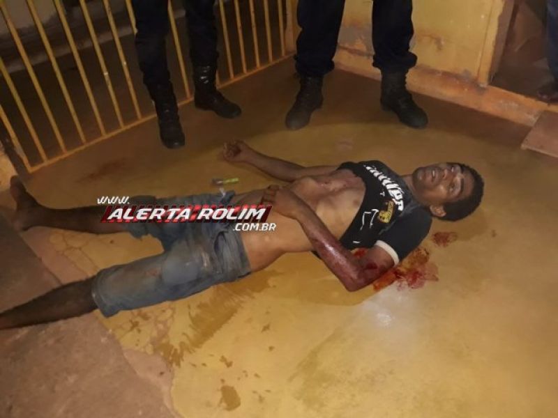 Rolim de Moura -   Ex-Militar da Marinha reage a agressão e fere ladrão durante tentativa de furto em sua residência no Bairro Jardim Tropical 