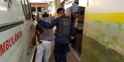 Bando com metralhadora e pistolas invade fazenda de coronel na BR-319; bandido acaba morto Bando com metralhadora e pistolas invade fazenda de coronel na BR-319; bandido acaba morto