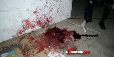 Morador de rua é brutalmente assassinado enquanto dormia na calçada, em Ji-Paraná; Em menos de 06 horas, PM prende assassino Morador de rua é brutalmente assassinado enquanto dormia na calçada, em Ji-Paraná; Em menos de 06 horas, PM prende assassino