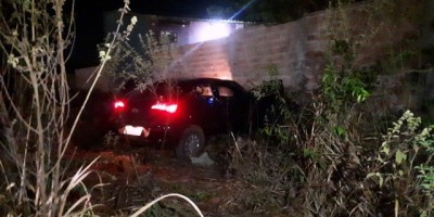 Motorista é assassinado ao reagir a assalto, em Porto Velho Motorista é assassinado ao reagir a assalto, em Porto Velho