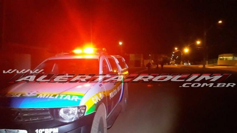 Rolim de Moura – Em 24 horas, mais uma mulher teve seus pertences roubados enquanto chegava em casa no Bairro Olímpico Rolim de Moura – Em 24 horas, mais uma mulher teve seus pertences roubados enquanto chegava em casa no Bairro Olímpico