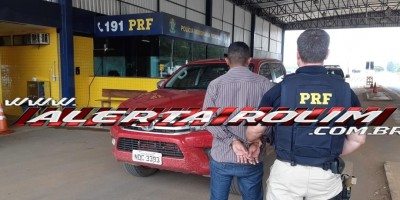 URGENTE - Caminhonete Hilux roubada na linha 180 é recuperada pela PRF em Comodoro, Mato Grosso URGENTE - Caminhonete Hilux roubada na linha 180 é recuperada pela PRF em Comodoro, Mato Grosso