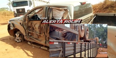 Alto Alegre - Caminhão carregado com gado capota, após colisão frontal com caminhonete na Zona Rural do Município Alto Alegre - Caminhão carregado com gado capota, após colisão frontal com caminhonete na Zona Rural do Município