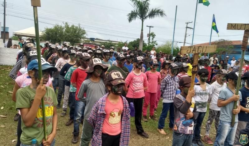 Alunos da Polícia Mirim de Alto Alegre e Alta Floresta participam de instruções em ambiente de selva Alunos da Polícia Mirim de Alto Alegre e Alta Floresta participam de instruções em ambiente de selva