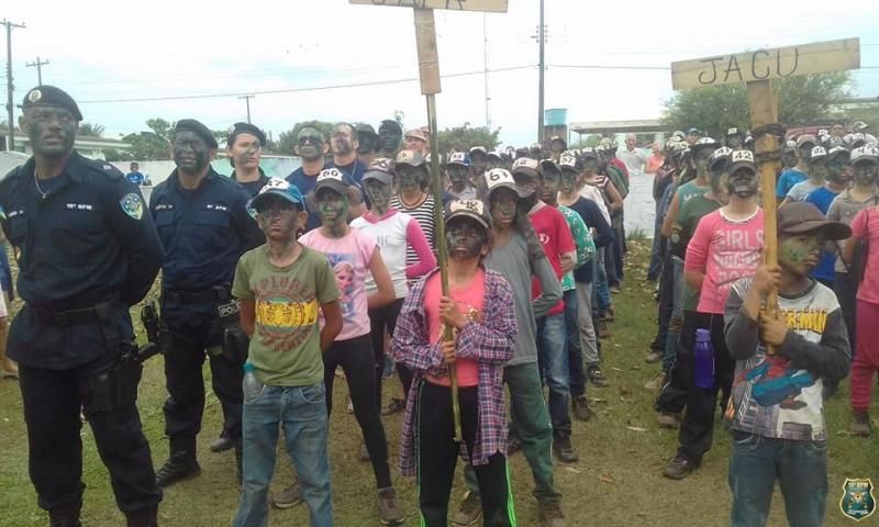 Alunos da Polícia Mirim de Alto Alegre e Alta Floresta participam de instruções em ambiente de selva Alunos da Polícia Mirim de Alto Alegre e Alta Floresta participam de instruções em ambiente de selva