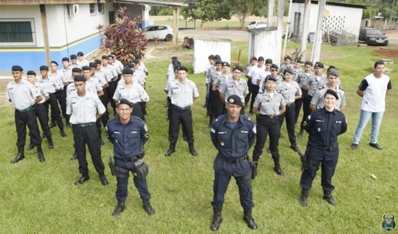 Alunos da Polícia Mirim de Alto Alegre e Alta Floresta participam de instruções em ambiente de selva Alunos da Polícia Mirim de Alto Alegre e Alta Floresta participam de instruções em ambiente de selva