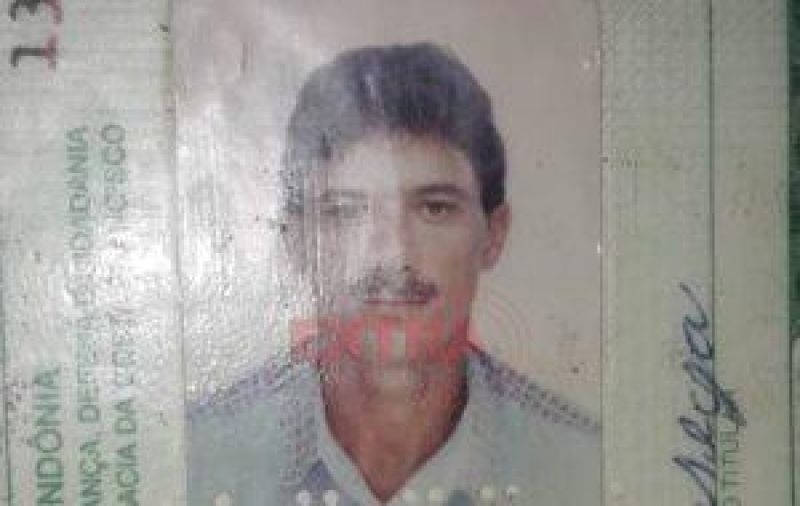 Homem morto com cinco tiros quando andava de bicicleta, em Vilhena Homem morto com cinco tiros quando andava de bicicleta, em Vilhena