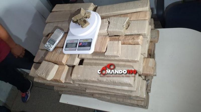 PM apreende mais de 70 quilos de Maconha e velho conhecido da polícia, em Ji-Paraná PM apreende mais de 70 quilos de Maconha e velho conhecido da polícia, em Ji-Paraná