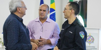 Polícia Militar do 10º Batalhão participa de reunião com Vice-Governador e chefes de instituições e secretarias do Governo do Estado de Rondônia Polícia Militar do 10º Batalhão participa de reunião com Vice-Governador e chefes de instituições e secretarias do Governo do Estado de Rondônia