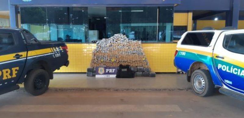 PRF apreende mais de 600 quilos de maconha em Vilhena PRF apreende mais de 600 quilos de maconha em Vilhena