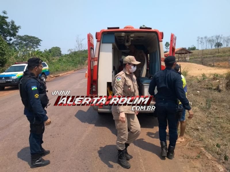 Rolim de Moura – Motociclista fratura perna após bater em capivara na RO-010 Rolim de Moura – Motociclista fratura perna após bater em capivara na RO-010