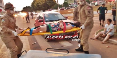 Rolim de Moura - Simulação de acidente de pedestres atropelados por carro ao passar sobre faixa é realizada durante o encerramento da Semana Nacional do Trânsito Rolim de Moura - Simulação de acidente de pedestres atropelados por carro ao passar sobre faixa é realizada durante o encerramento da Semana Nacional do Trânsito