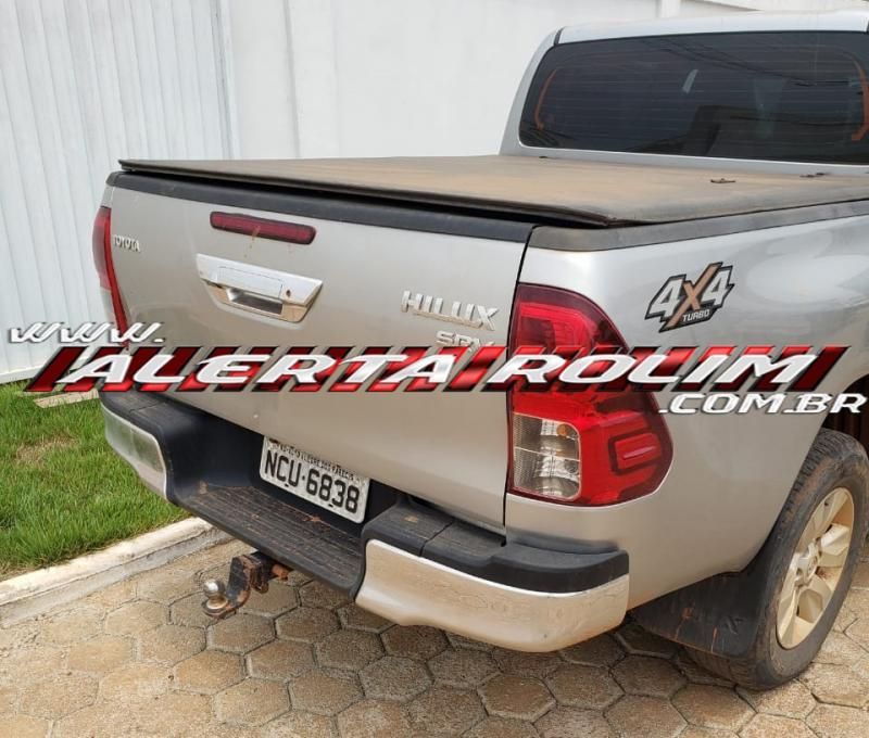 Urgente – Caminhonetes Hilux que foram roubadas em Alto Alegre dos Parecis são recuperadas pela Polícia Militar de Nova Mamoré Urgente – Caminhonetes Hilux que foram roubadas em Alto Alegre dos Parecis são recuperadas pela Polícia Militar de Nova Mamoré