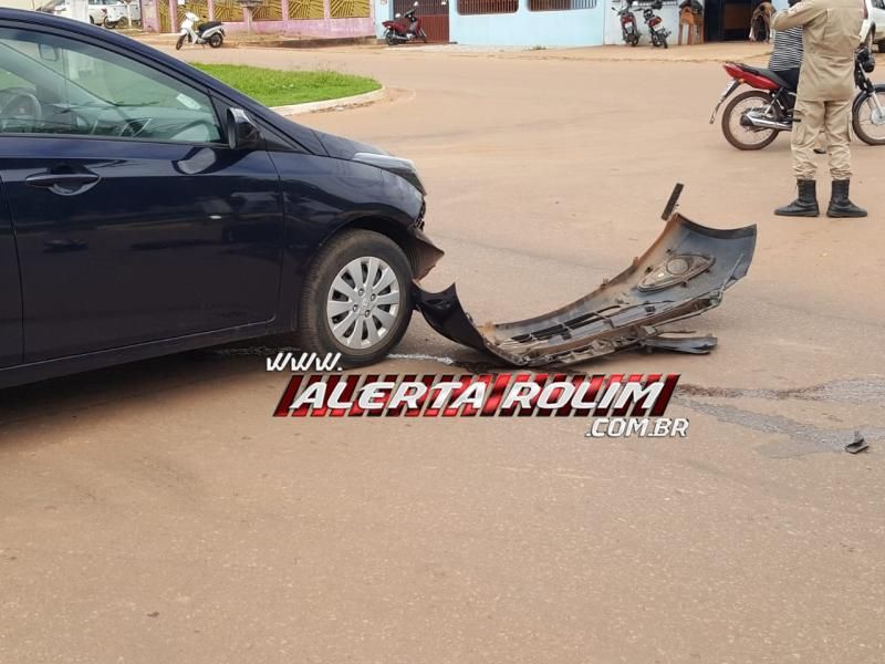 Rolim de Moura – Três acidentes de trânsito foram registrados na cidade durante esta manhã de segunda-feira  Rolim de Moura – Três acidentes de trânsito foram registrados na cidade durante esta manhã de segunda-feira