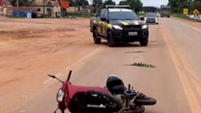 Motorista bêbado invade pista e mulher morre em colisão na BR-364, em Jaci-Paraná Motorista bêbado invade pista e mulher morre em colisão na BR-364, em Jaci-Paraná