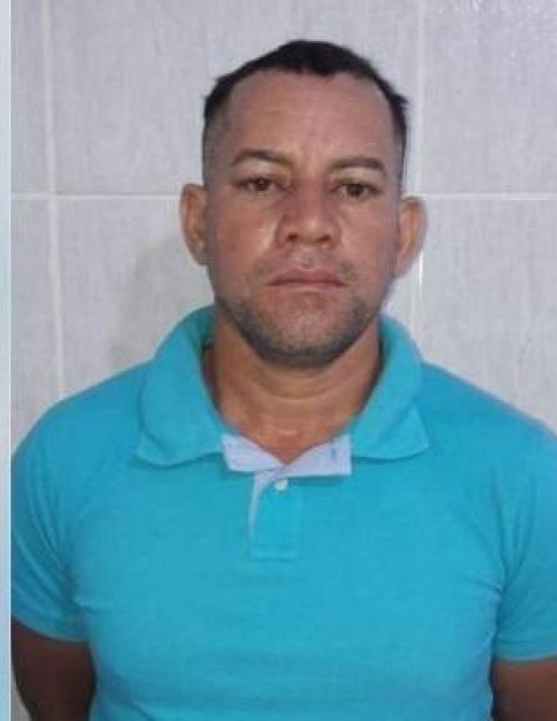 Foragido se passava por policial nas redes sociais e acaba preso, em Porto Velho Foragido se passava por policial nas redes sociais e acaba preso, em Porto Velho