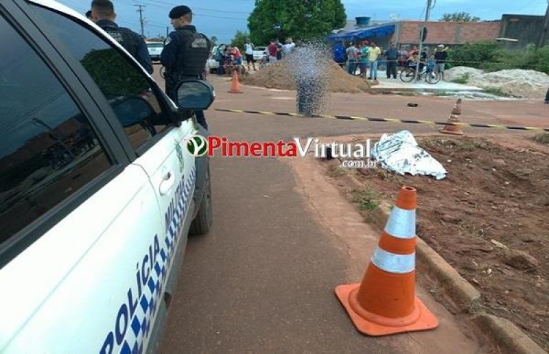 Homem avança contra policiais federais e é morto a tiros, em Pimenta Bueno Homem avança contra policiais federais e é morto a tiros, em Pimenta Bueno