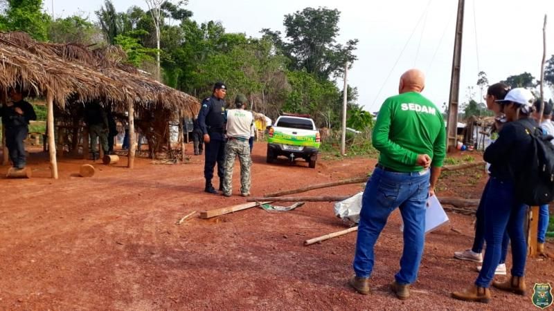Operação de Reintegração de Posse é realizada em Assentamentos na área de Nova Brasilândia/RO Operação de Reintegração de Posse é realizada em Assentamentos na área de Nova Brasilândia/RO