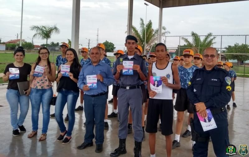 Polícia Mirim de Rolim de Moura recebe equipe de acadêmicos do Curso de Farmácia da Faculdade São Paulo - FSP Polícia Mirim de Rolim de Moura recebe equipe de acadêmicos do Curso de Farmácia da Faculdade São Paulo - FSP