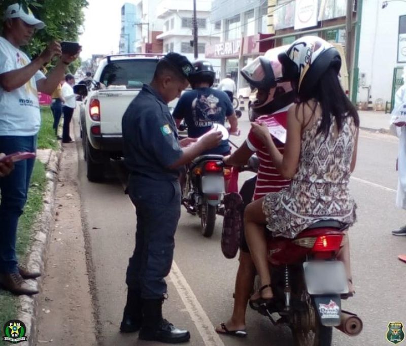 Polícia Mirim do 10º Batalhão em Rolim de Moura participa de atividades alusiva ao Outubro Rosa Polícia Mirim do 10º Batalhão em Rolim de Moura participa de atividades alusiva ao Outubro Rosa