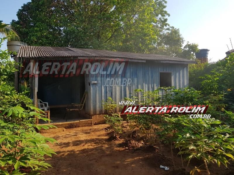 Rolim de Moura – Morador esquece panela no fogo e vizinho aciona os bombeiros no Bairro Olímpico Rolim de Moura – Morador esquece panela no fogo e vizinho aciona os bombeiros no Bairro Olímpico