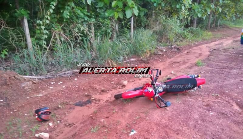 Rolim de Moura – Moto roubada durante a madrugada é recuperada pela Polícia Militar Rolim de Moura – Moto roubada durante a madrugada é recuperada pela Polícia Militar
