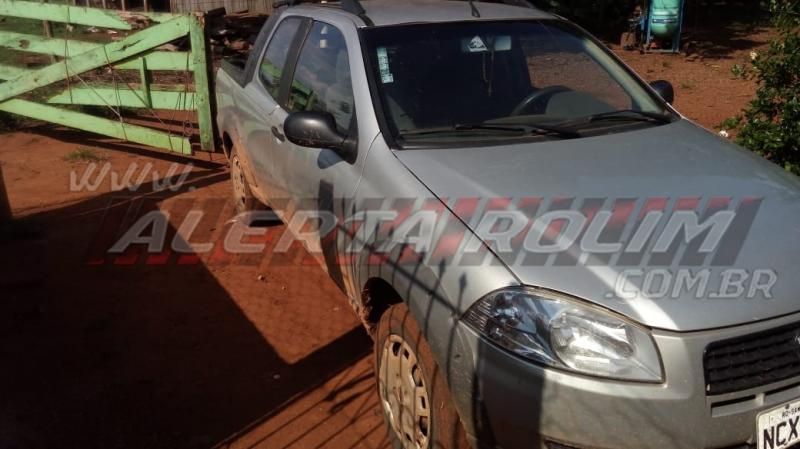 Santa Luzia – Após roubo de carro na linha 180, Força Tarefa é montada pela Polícia Militar e um dos suspeitos acaba preso Santa Luzia – Após roubo de carro na linha 180, Força Tarefa é montada pela Polícia Militar e um dos suspeitos acaba preso