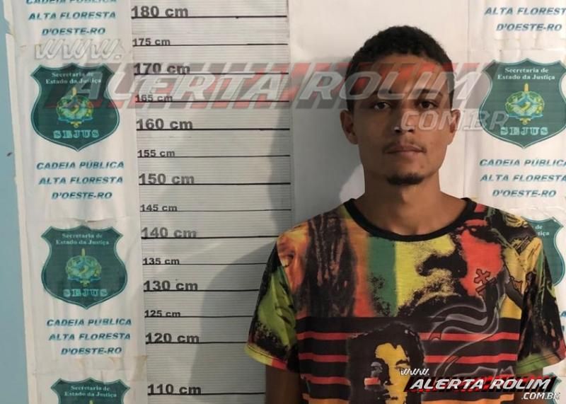 Santa Luzia – Após roubo de carro na linha 180, Força Tarefa é montada pela Polícia Militar e um dos suspeitos acaba preso Santa Luzia – Após roubo de carro na linha 180, Força Tarefa é montada pela Polícia Militar e um dos suspeitos acaba preso