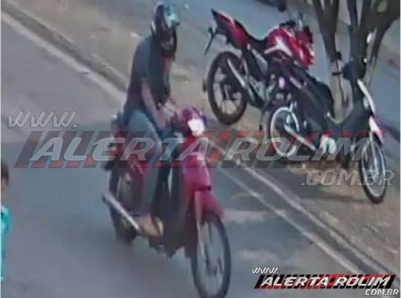 Santa Luzia – Moto utilizada para a prática de roubo em Alta Floresta é apreendida pela PM em Santa Luzia Santa Luzia – Moto utilizada para a prática de roubo em Alta Floresta é apreendida pela PM em Santa Luzia