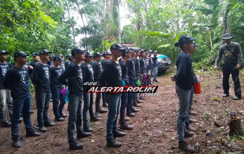 10º Batalhão em Rolim de Moura realiza acampamento de selva com alunos do Programa Social Polícia Mirim 10º Batalhão em Rolim de Moura realiza acampamento de selva com alunos do Programa Social Polícia Mirim