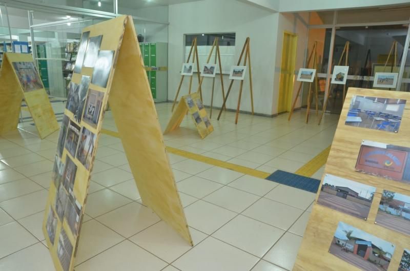 Exposição fotográfica na Universidade Federal de Rondônia (UNIR) de Rolim de Moura, durante a sétima semana de história 