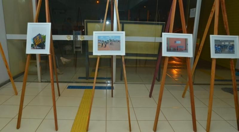 Exposição Fotográfica VII Semana de História na UNIR Exposição Fotográfica VII Semana de História na UNIR