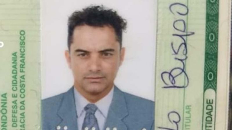 Polícia encontra corpo de homem em carro na BR-364 Polícia encontra corpo de homem em carro na BR-364