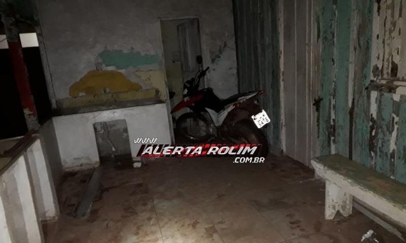Rolim de Moura – Poucas horas após moto ser roubada, veículo é recuperado pela PM durante diligências Rolim de Moura – Poucas horas após moto ser roubada, veículo é recuperado pela PM durante diligências