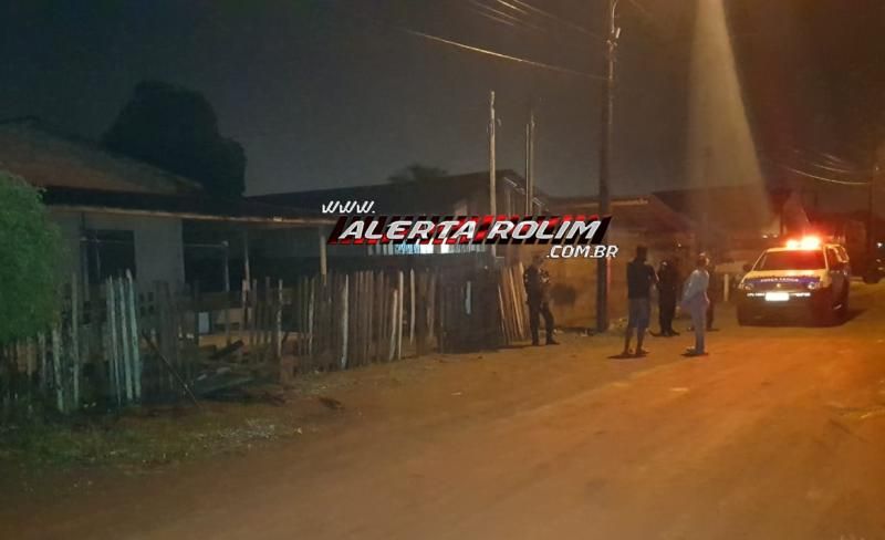 Rolim de Moura – Urgente – Homem é encontrado morto possivelmente a facadas no Bairro Cidade Alta Rolim de Moura – Urgente – Homem é encontrado morto possivelmente a facadas no Bairro Cidade Alta