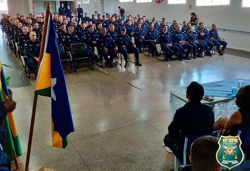 Solenidade alusiva aos 44 anos da PMRO é realizada pelo 10º Batalhão de Polícia Militar Solenidade alusiva aos 44 anos da PMRO é realizada pelo 10º Batalhão de Polícia Militar