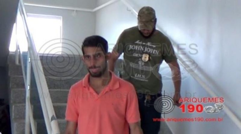 URGENTE: Filho mata o pai a facadas no Bairro Rota do Sol, em Ariquemes URGENTE: Filho mata o pai a facadas no Bairro Rota do Sol, em Ariquemes