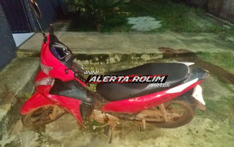 Costa Marques – Polícia Militar prende suspeito e recupera moto furtada em Pimenta Bueno, que seria atravessada para a Bolívia Costa Marques – Polícia Militar prende suspeito e recupera moto furtada em Pimenta Bueno, que seria atravessada para a Bolívia