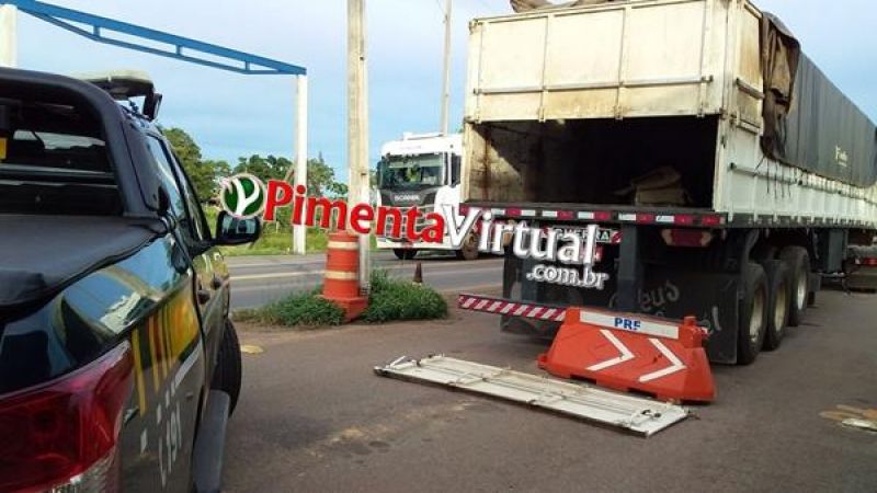 PRF apreende 71 quilos de cocaína e prende motorista de caminhão em Pimenta Bueno PRF apreende 71 quilos de cocaína e prende motorista de caminhão em Pimenta Bueno