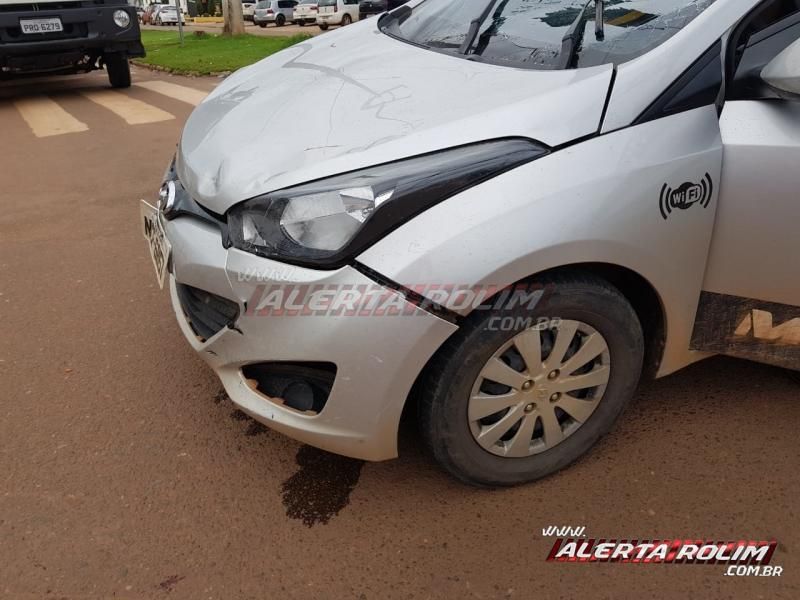 Rolim de Moura – Acidente envolvendo moto e carro de aplicativo resulta em uma pessoa ferida - Vídeo Rolim de Moura – Acidente envolvendo moto e carro de aplicativo resulta em uma pessoa ferida - Vídeo
