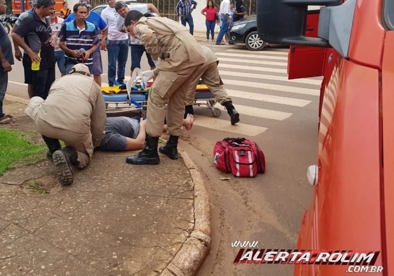 Rolim de Moura – Acidente envolvendo moto e carro de aplicativo resulta em uma pessoa ferida - Vídeo Rolim de Moura – Acidente envolvendo moto e carro de aplicativo resulta em uma pessoa ferida - Vídeo