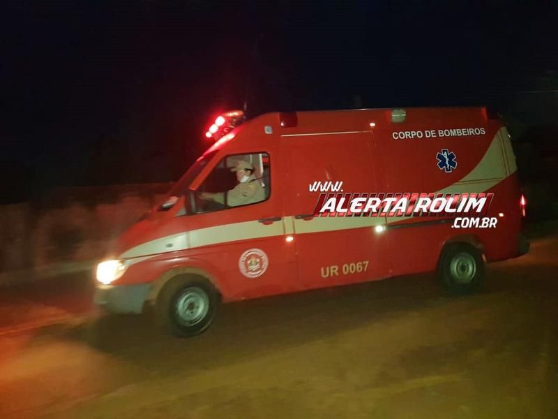 Rolim de Moura - Durante discussão, homem acaba esfaqueado no interior de um Bar no Bairro Cidade Alta - Vídeo Rolim de Moura - Durante discussão, homem acaba esfaqueado no interior de um Bar no Bairro Cidade Alta - Vídeo