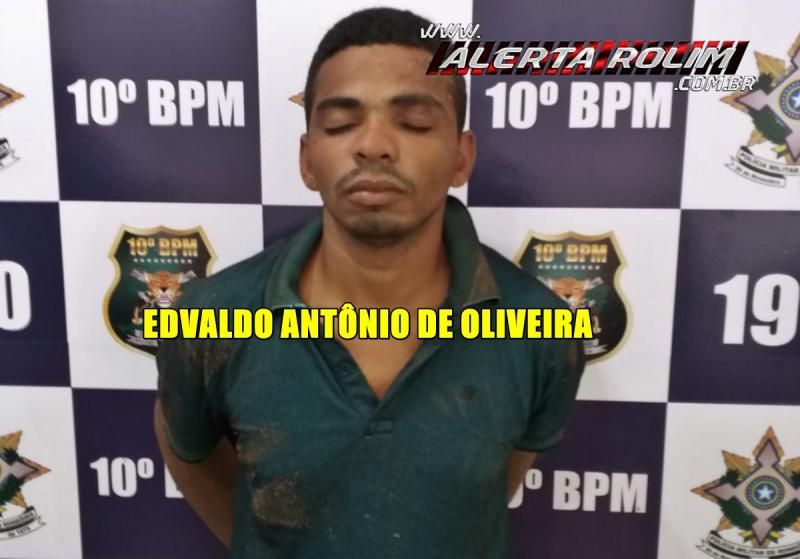 Rolim de Moura - Homem com simulacro de arma acaba detido por populares, após pedir água a uma pessoa e tentar roubar motocicleta Rolim de Moura - Homem com simulacro de arma acaba detido por populares, após pedir água a uma pessoa e tentar roubar motocicleta