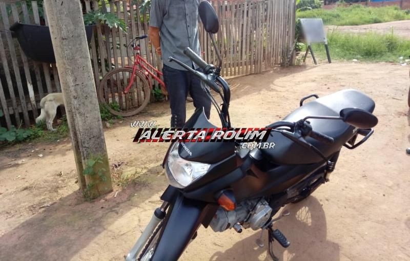 Rolim de Moura – Moto furtada é recuperada pela Polícia Militar Rolim de Moura – Moto furtada é recuperada pela Polícia Militar