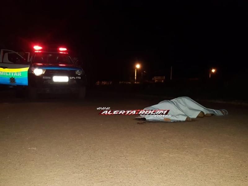 Rolim de Moura – Mulher é executada com tiros na cabeça no Jatobá II Rolim de Moura – Mulher é executada com tiros na cabeça no Jatobá II