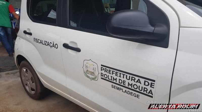 Rolim de Moura - Polícia Militar desencadeia operação, após graves denúncias de crimes no Shopping Popular da cidade Rolim de Moura - Polícia Militar desencadeia operação, após graves denúncias de crimes no Shopping Popular da cidade