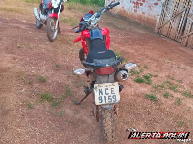 Rolim de Moura – Polícia Militar recupera motocicleta roubada de casal, durante a madrugada de Natal Rolim de Moura – Polícia Militar recupera motocicleta roubada de casal, durante a madrugada de Natal