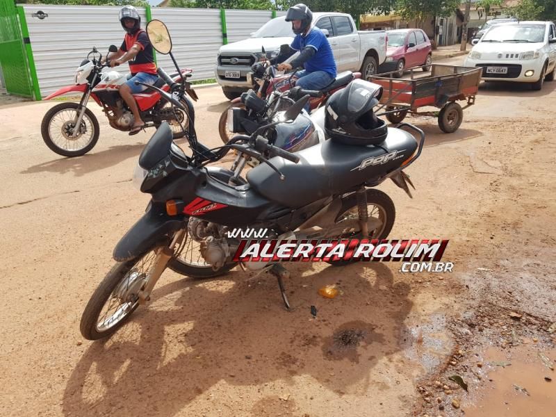 Rolim de Moura – Vítima de acidente de trânsito é socorrida pelos bombeiros com suspeita de fratura em uma das pernas - Video  