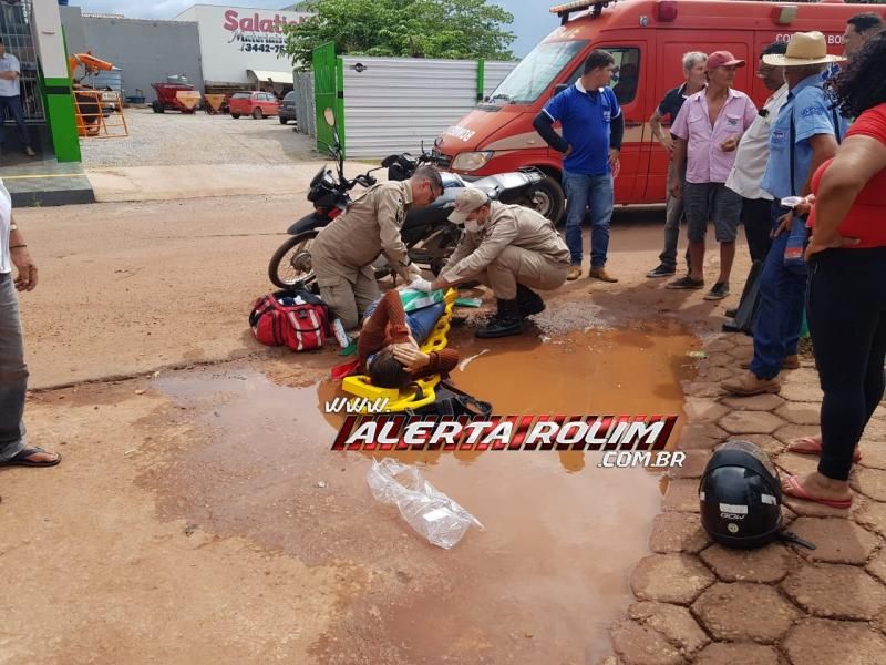 Rolim de Moura – Vítima de acidente de trânsito é socorrida pelos bombeiros com suspeita de fratura em uma das pernas - Video  